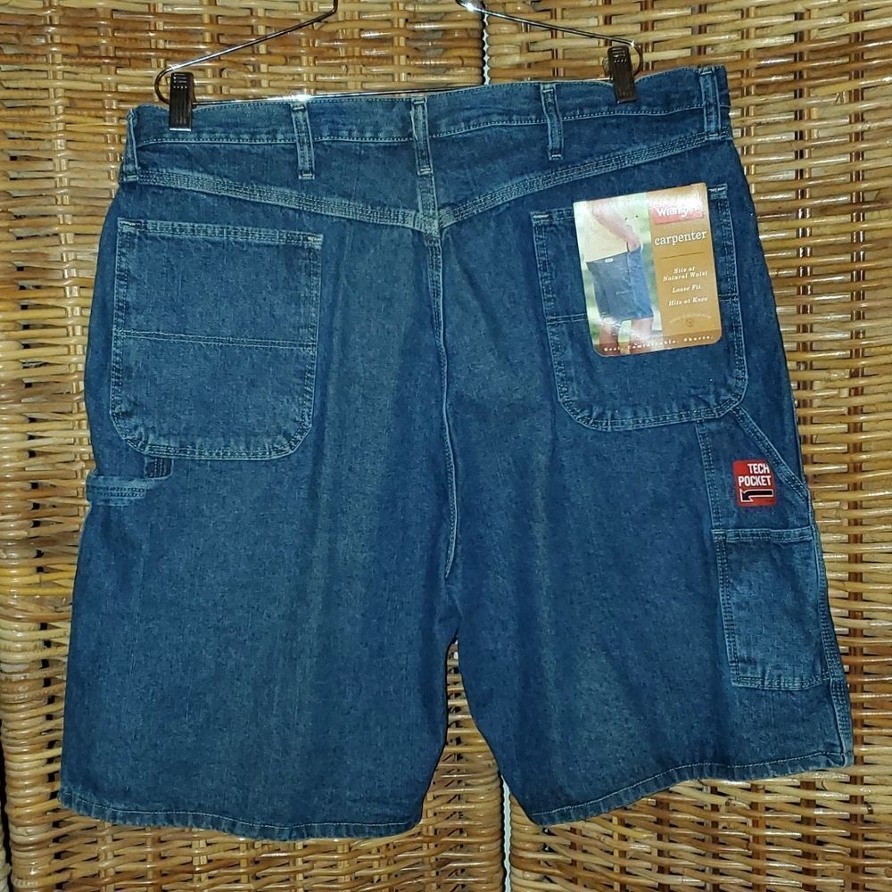 NWT Wrangler Carpenter Jean Shorts 40